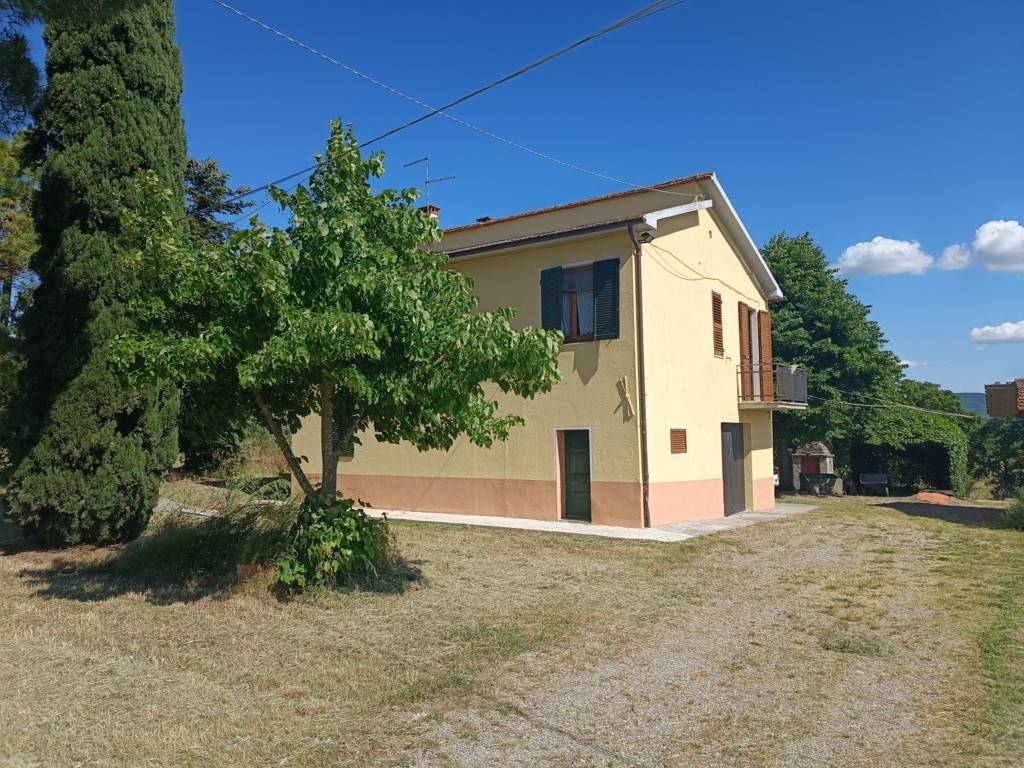 Casa indipendente a Castiglione del lago in Via Belveduto - Foto 2