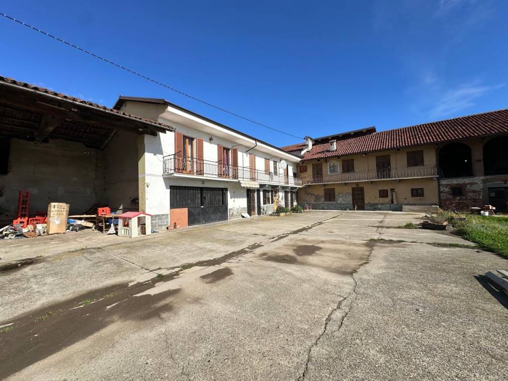 Rustico / casale a Saluzzo in Regione Colombaro dei Rossi - Foto 3