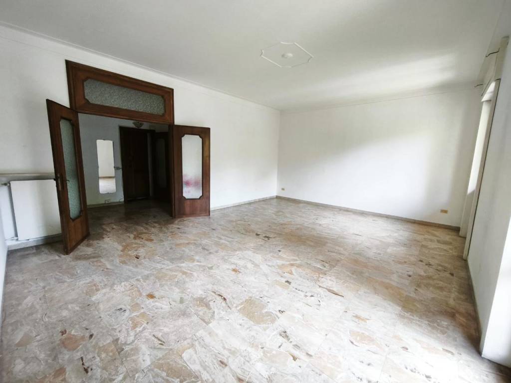 Appartamento a Cremona in Viale Po, 46 - Foto 2