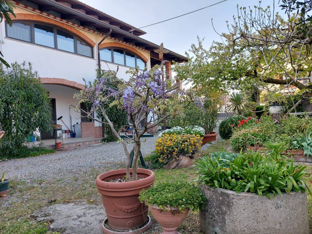 Villa a Cossato in Via Corsico, 18 - Foto 3
