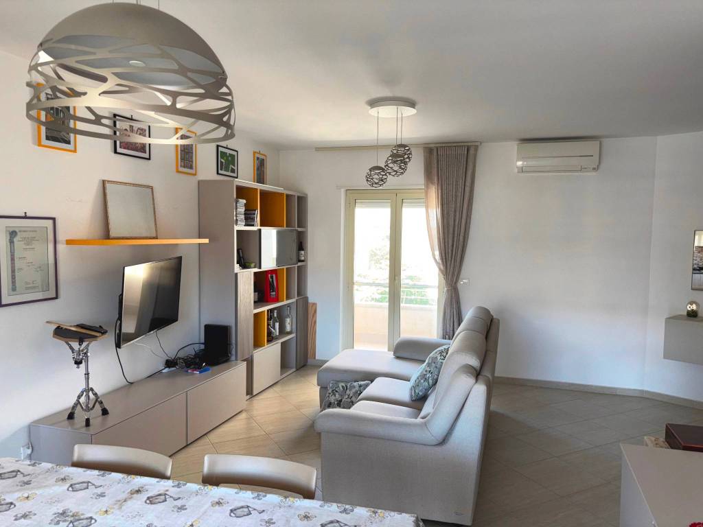 Appartamento a Reggio calabria in Via Vallone Mariannazzo - Foto 5