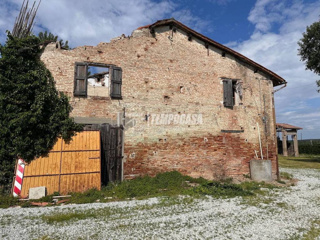 Rustico / casale a Faenza in Via Basiago 111 - Foto 2