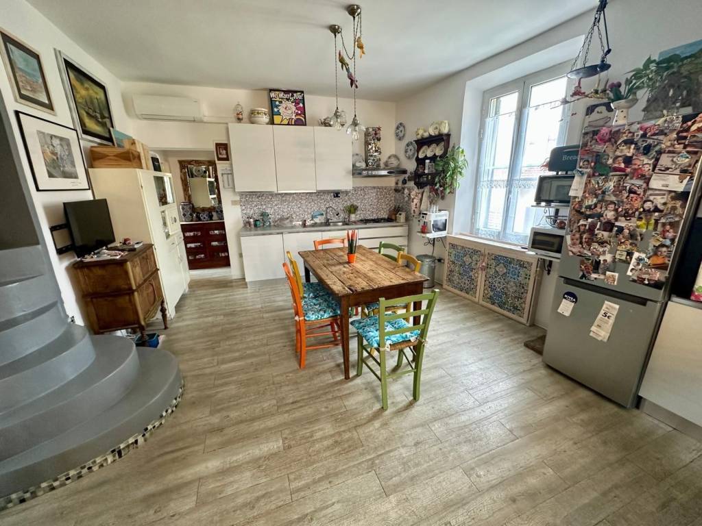 Appartamento a Piombino in Via Massimo d'Azeglio - Foto 2
