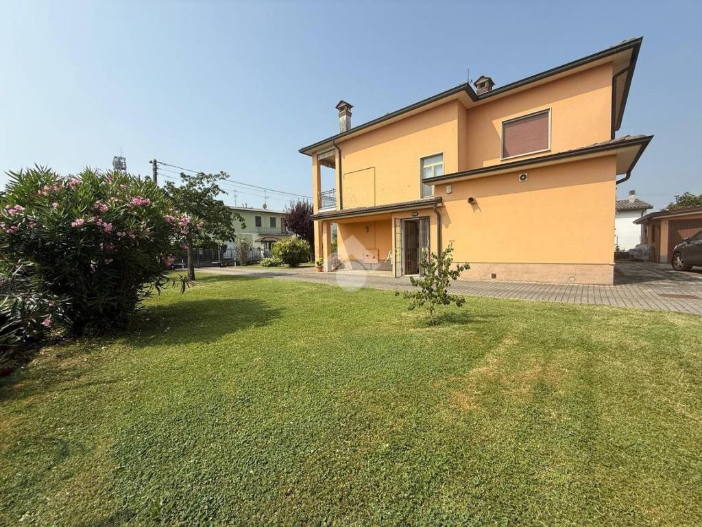 Villa a Capralba in Centro via giuseppe Verdi, 6 - Foto 5