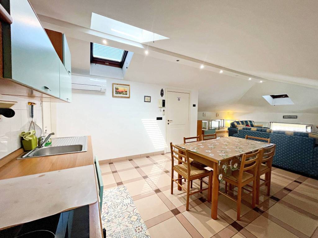 Appartamento a Riccione in Viale Ettore Fieramosca - Foto 2