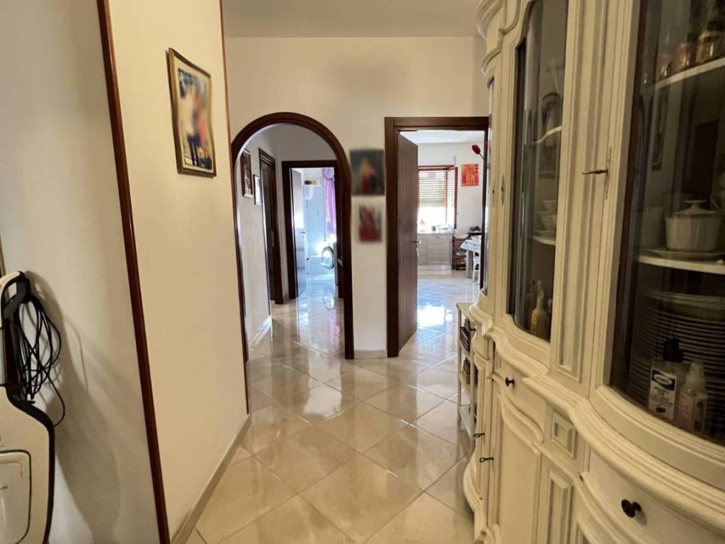 Appartamento a Fondi in VIA MADONNA DELLE GRAZIE - Foto 5