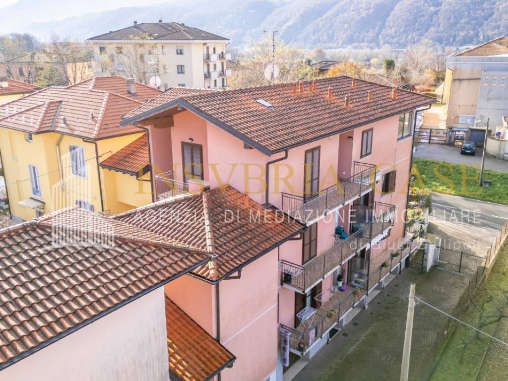 Box / garage a Luino in VIA TURATI, 13 - Foto 2