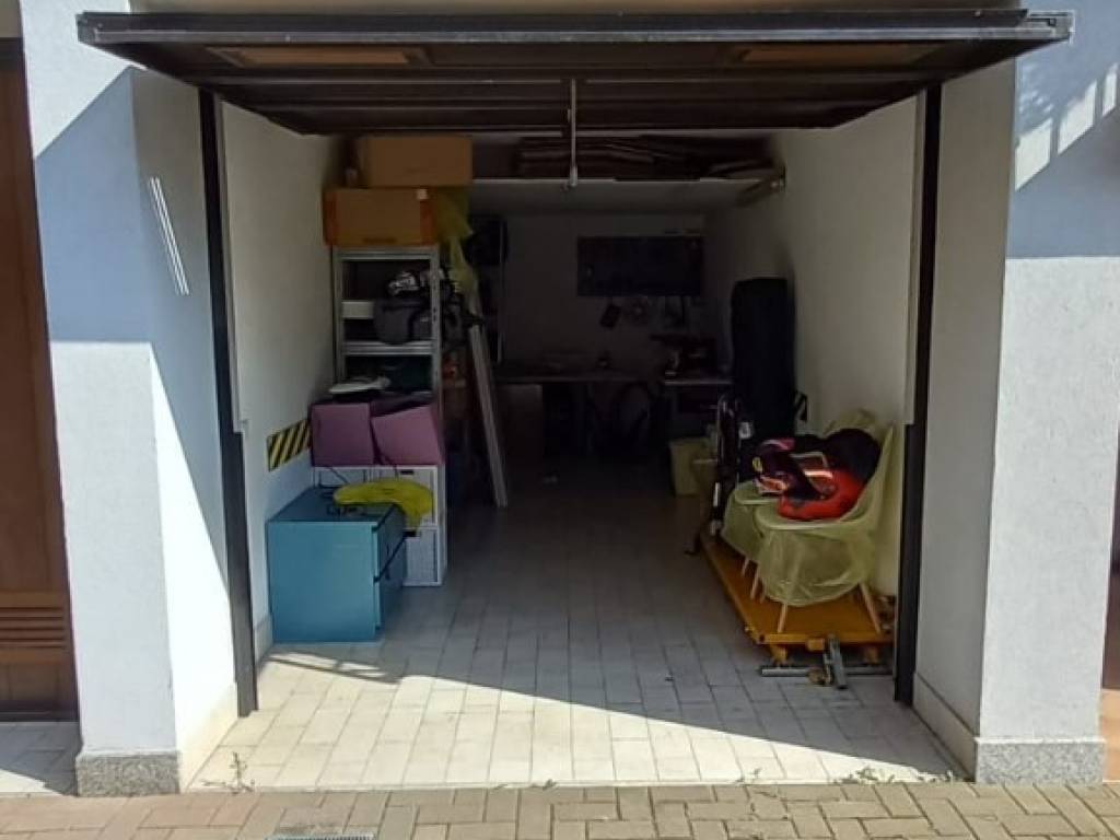 Box / garage a Luino in VIA TURATI, 13 - Foto 4