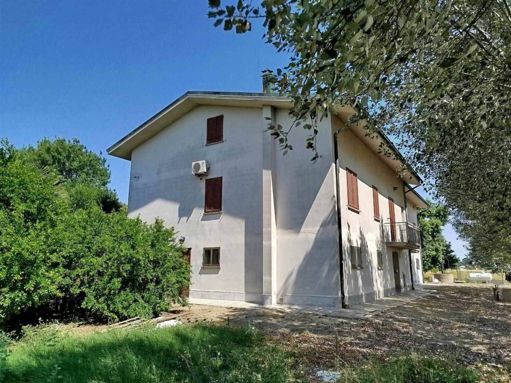 Villa a San felice sul panaro in Via Ronchetti - Foto 3