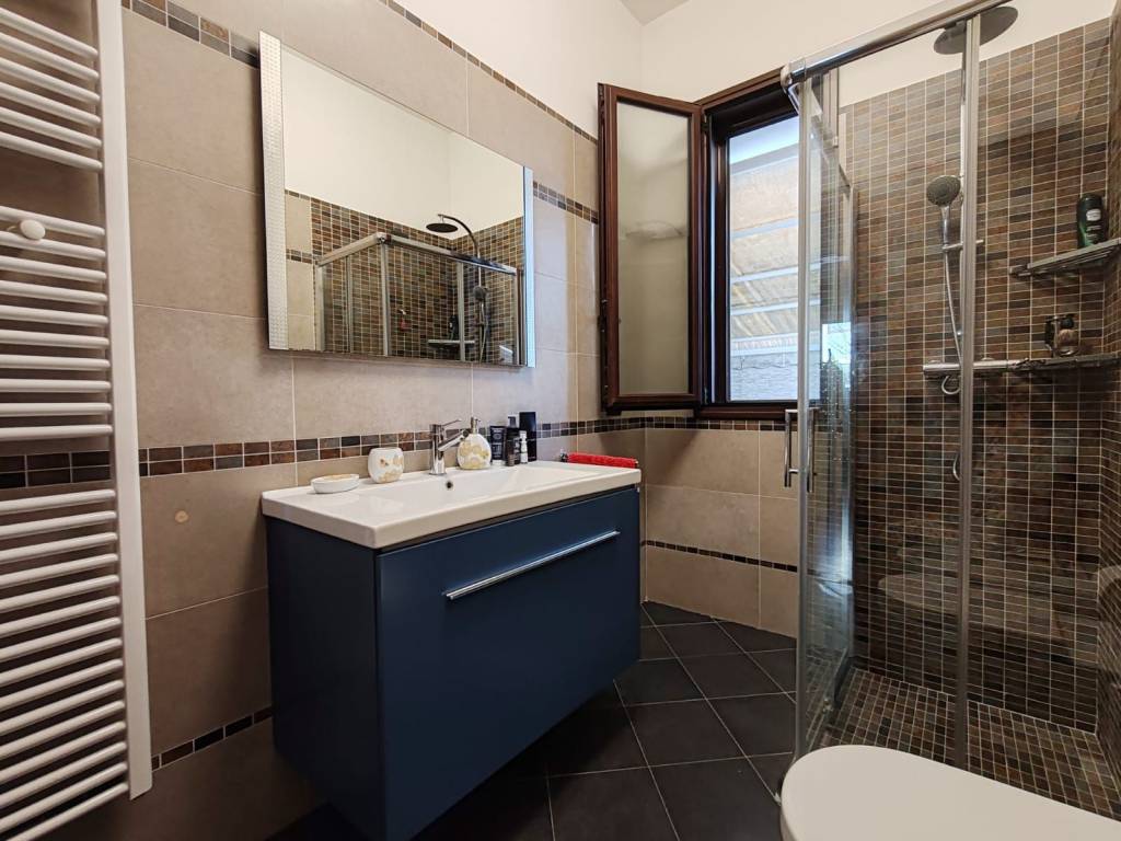 Villa a Lecce in Via Carlo Porta - Foto 3