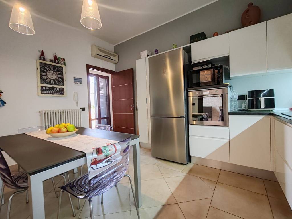 Villa a Lecce in Via Carlo Porta - Foto 5