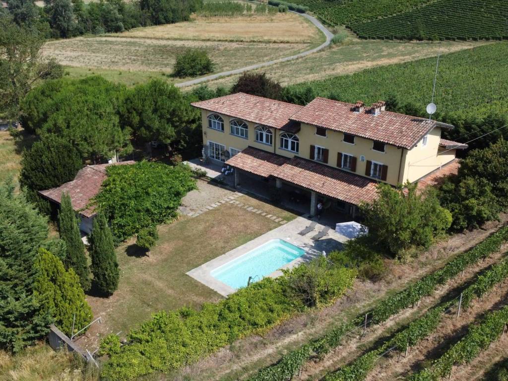 Rustico / casale a Nizza monferrato in Strada Vecchia di Castelboglione - Foto 2