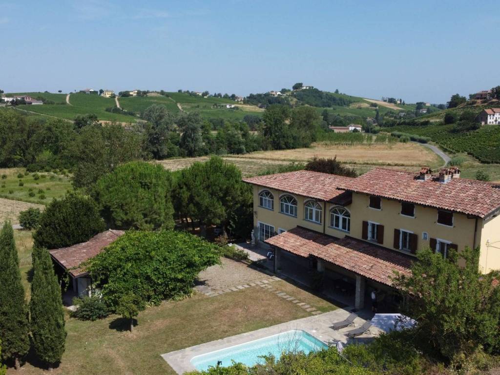 Rustico / casale a Nizza monferrato in Strada Vecchia di Castelboglione - Foto 5