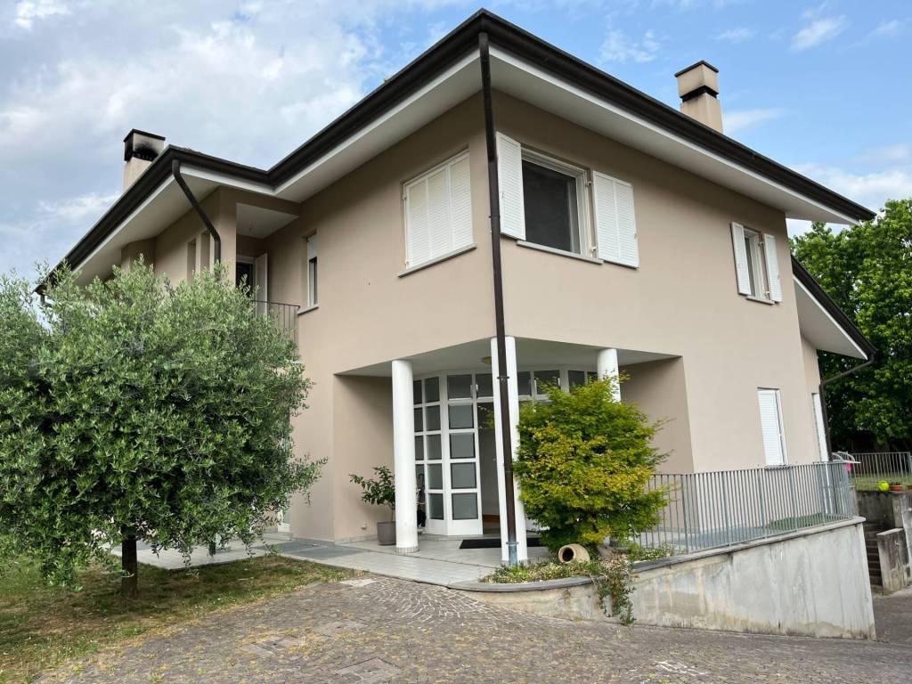 Villa a Romans d'isonzo in VIA MODOLET, 20 - Foto 2