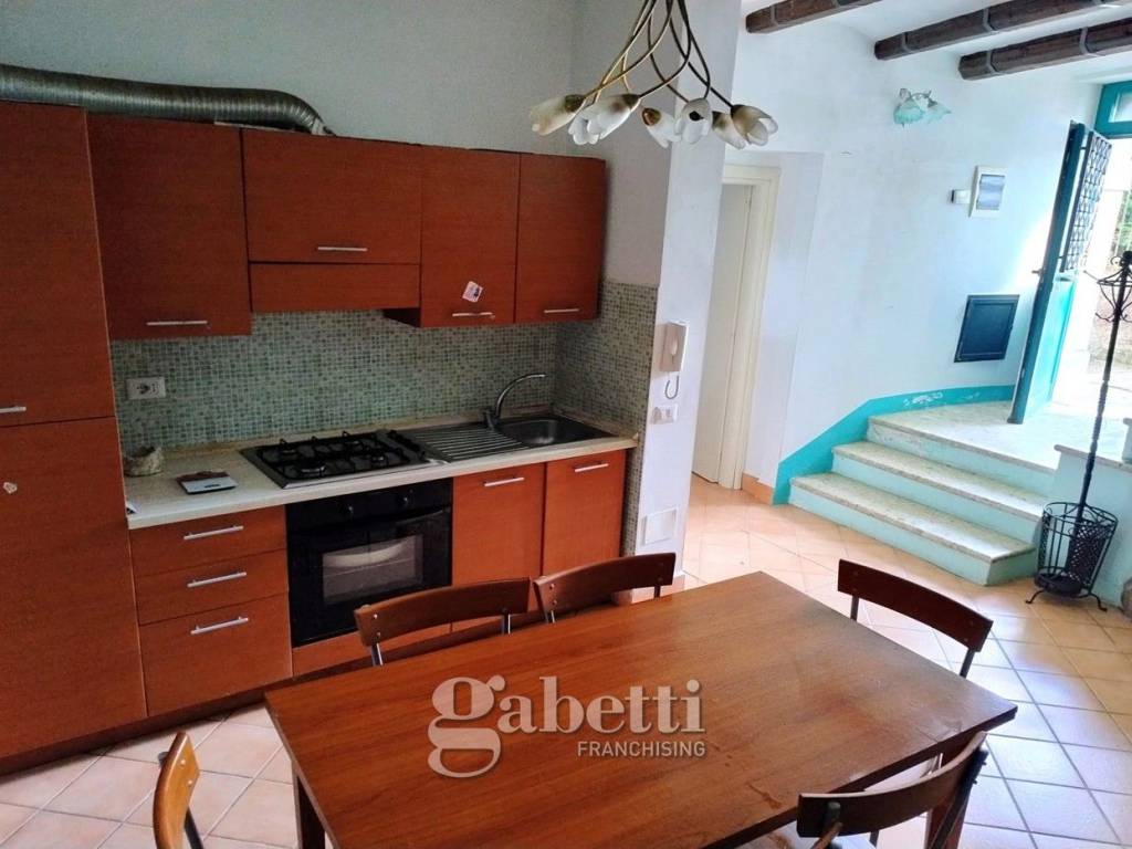Casa indipendente a Campobasso in Vico Portafredda - Foto 3
