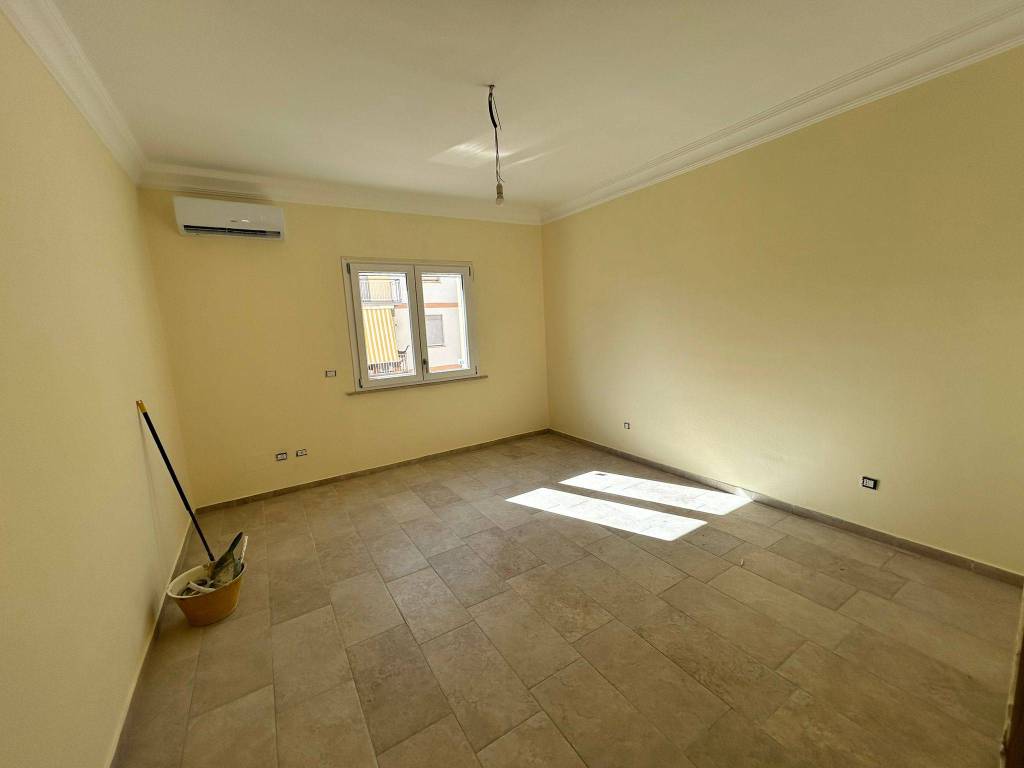 Appartamento a Caltanissetta in Via Napoleone Colajanni - Foto 5