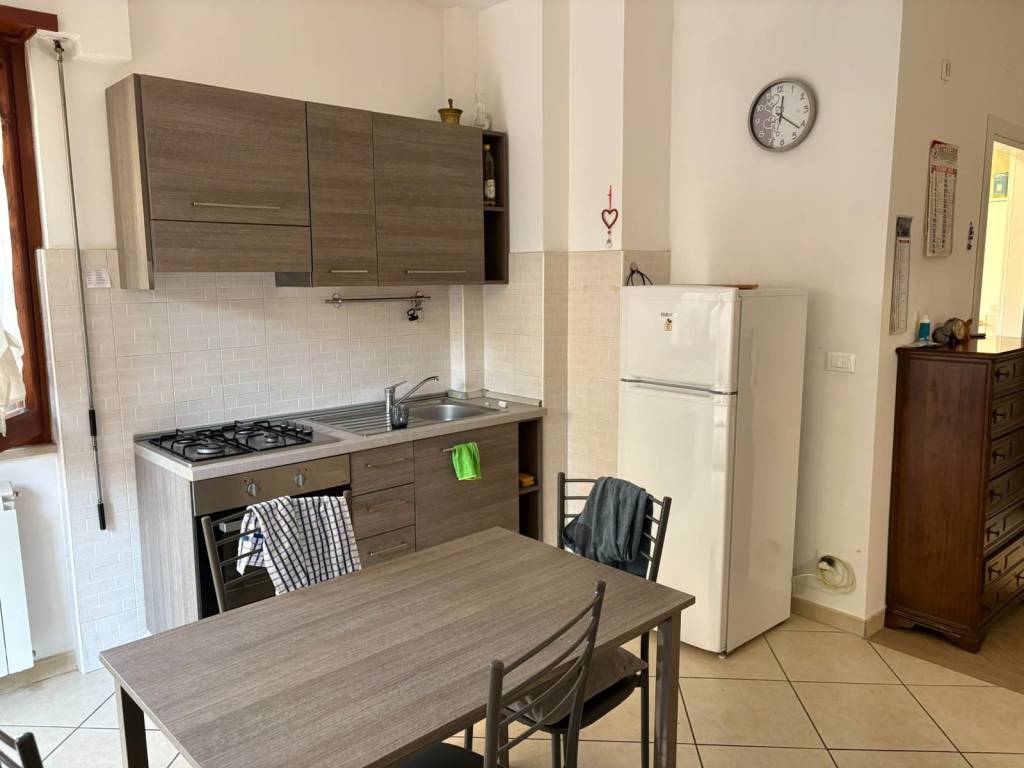 Appartamento a Aprilia in Via delle Margherite, 61 - Foto 4