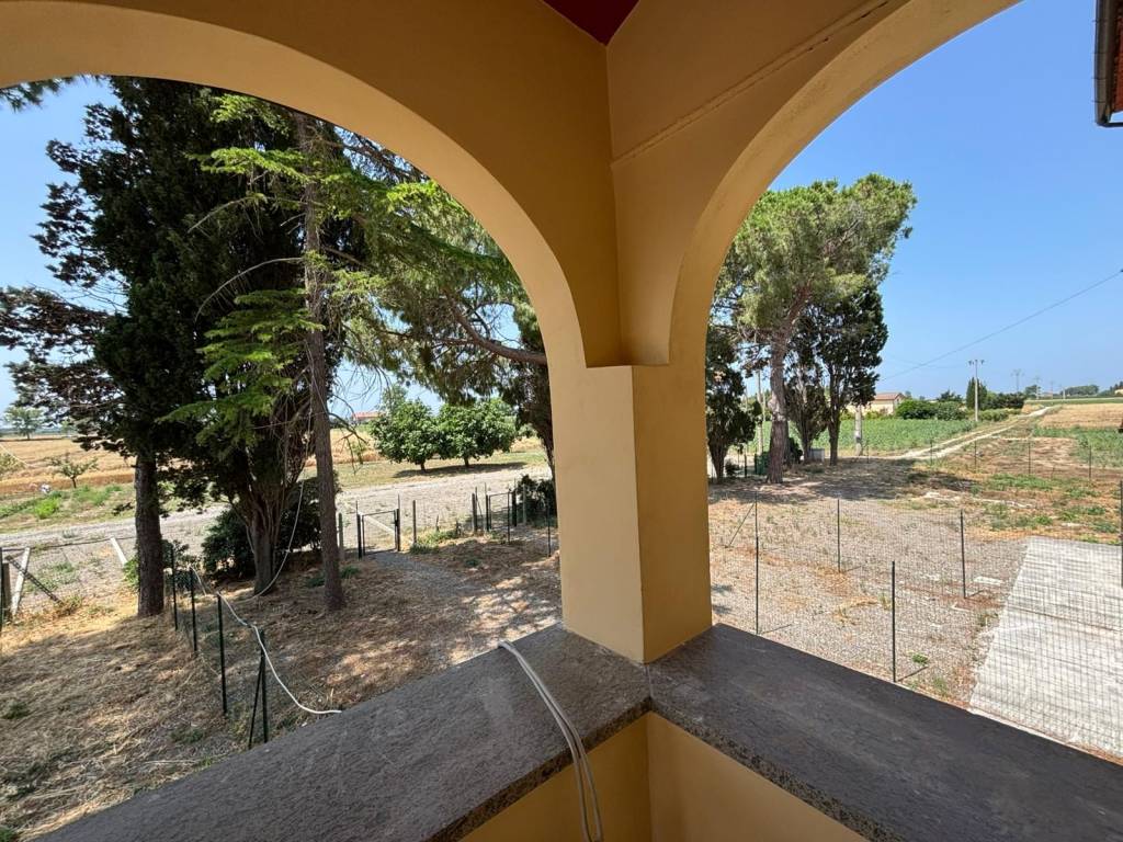Casa indipendente a Piombino in Strada Provinciale Vecchia Aurelia - Foto 4