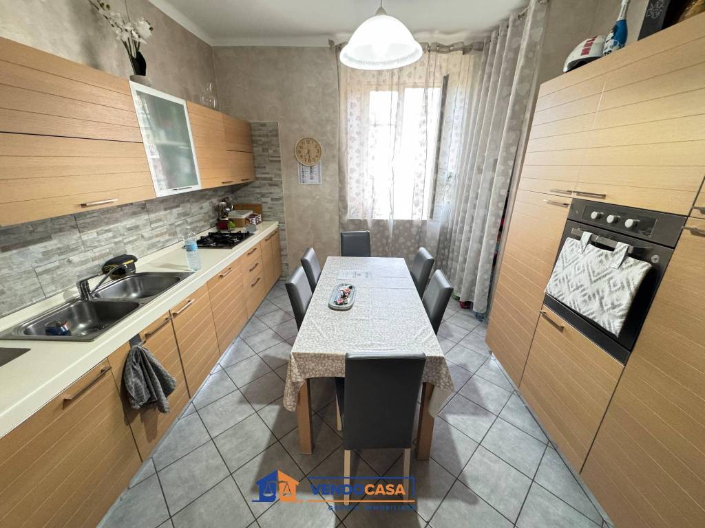 Appartamento a Nizza monferrato in Via Vittorio Veneto, 42 - Foto 3
