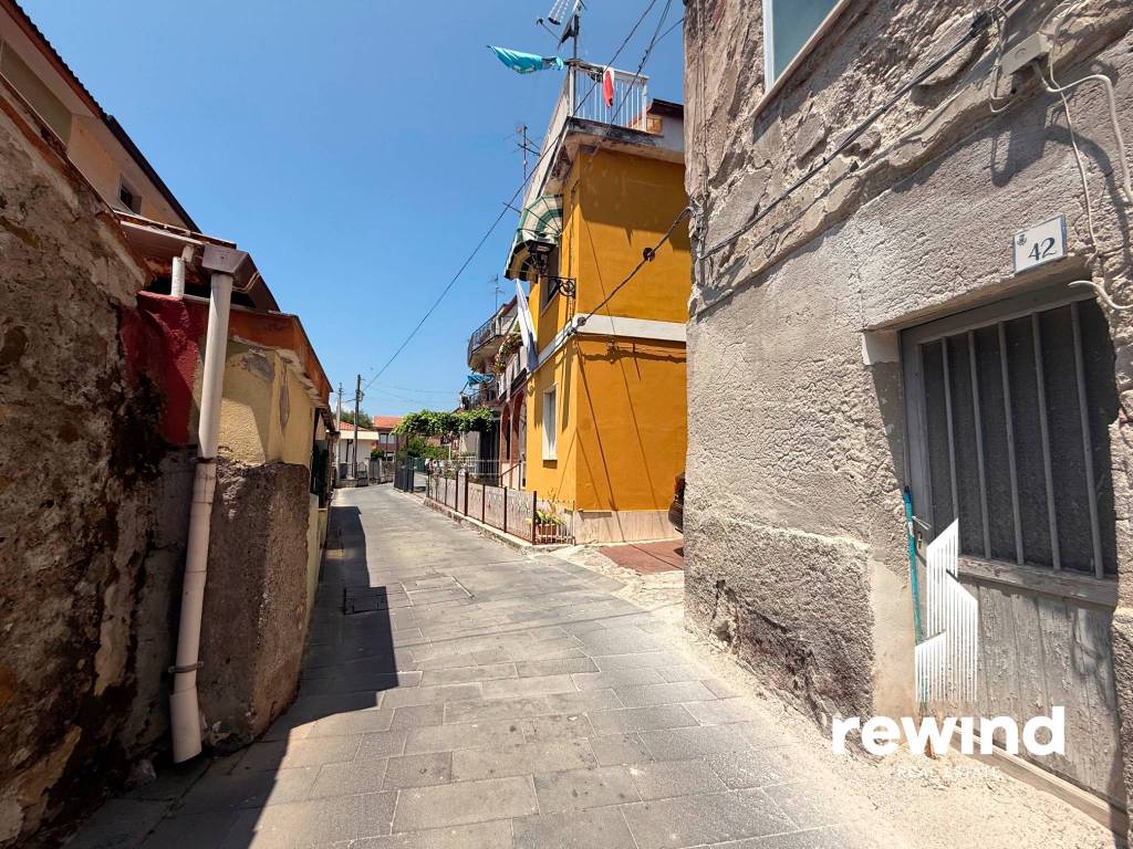 Appartamento a Ispani in Via Vittorio Veneto - Foto 4