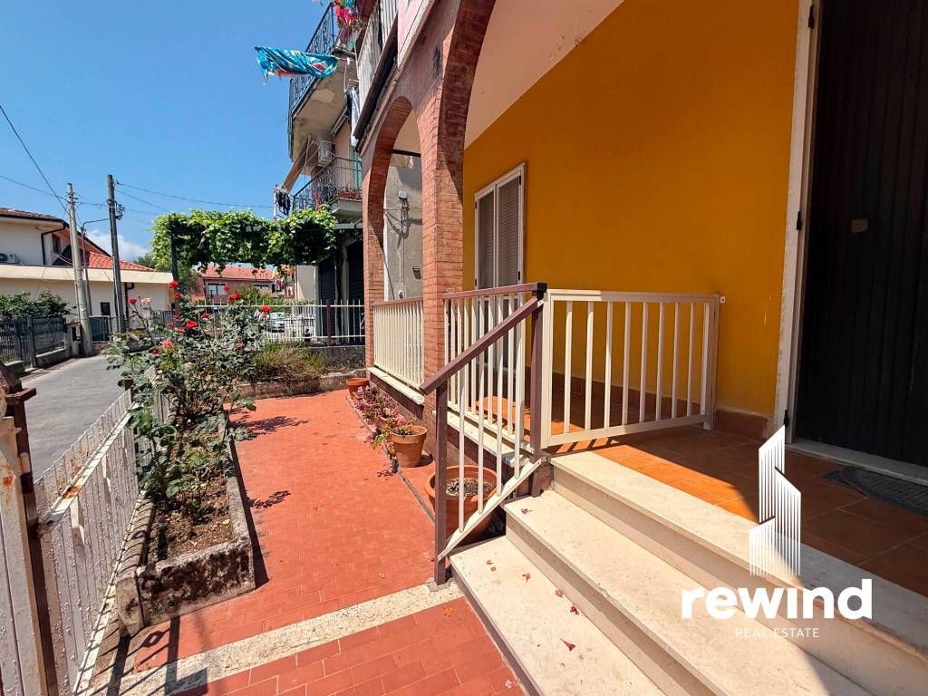 Appartamento a Ispani in Via Vittorio Veneto - Foto 5