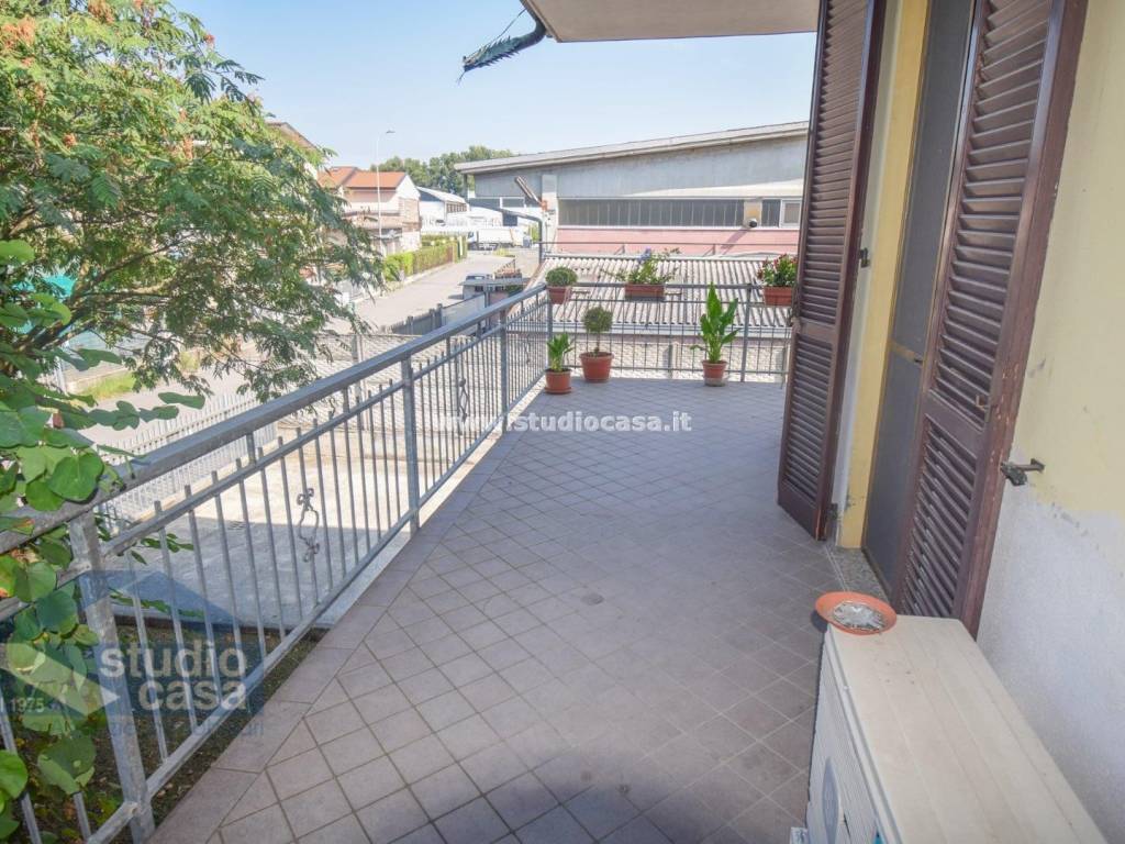 Appartamento a Crespiatica in EX S.S. 235 - Foto 2
