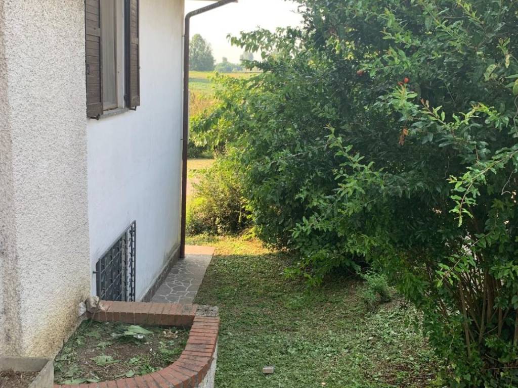 Villa a Orio litta in Via Nuova Isola, 6 - Foto 2