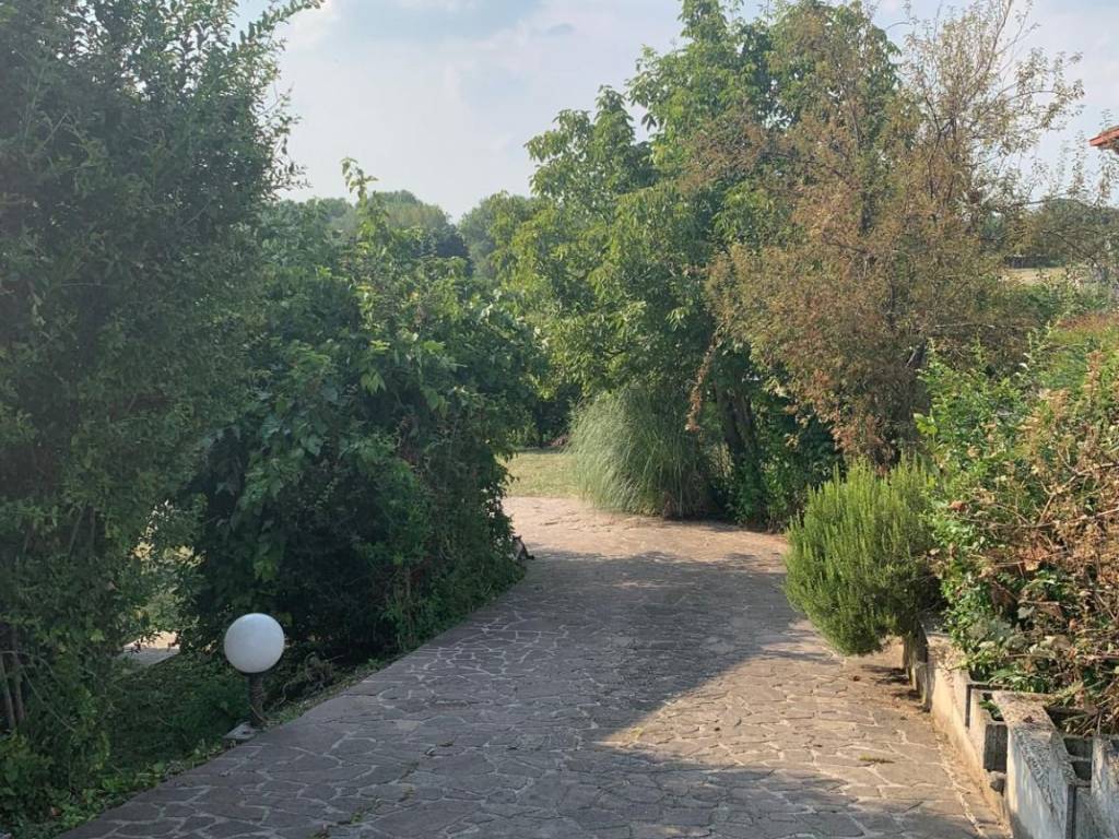 Villa a Orio litta in Via Nuova Isola, 6 - Foto 4