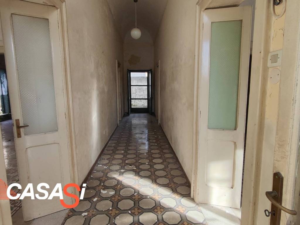 Casa indipendente a Giurdignano in Via Dante Alighieri - Foto 2