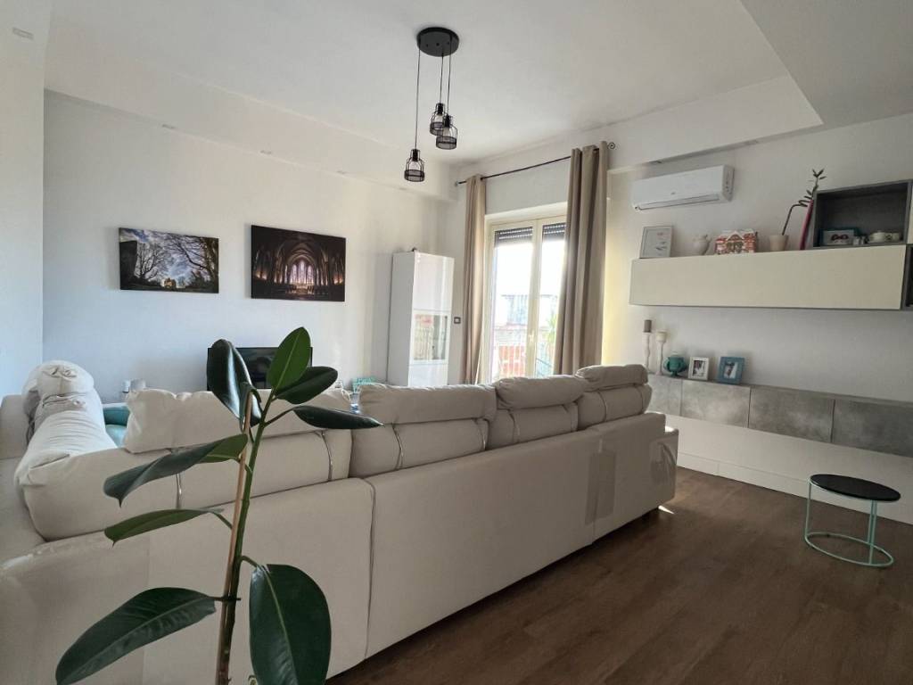 Appartamento a Reggio calabria in Via Anita Garibaldi, 205 - Foto 2