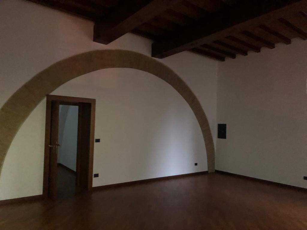 Appartamento a Parma in Borgo 20 Marzo - Foto 3