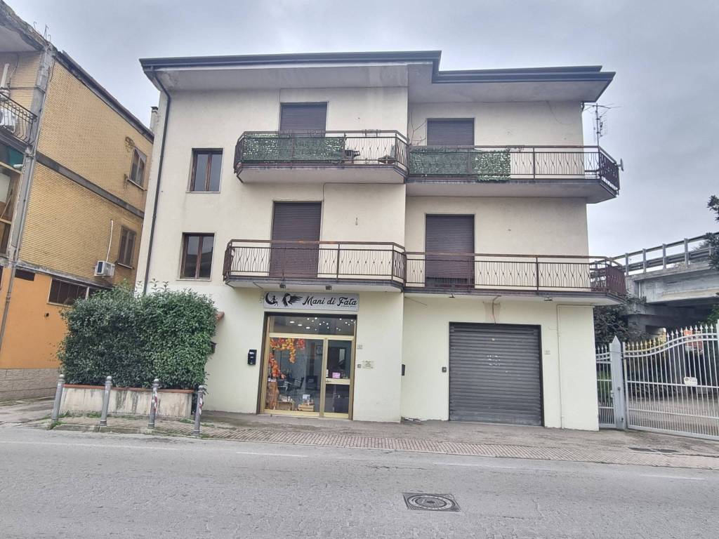 Appartamento a Atripalda in Via Pianodardine, 43 - Foto 2