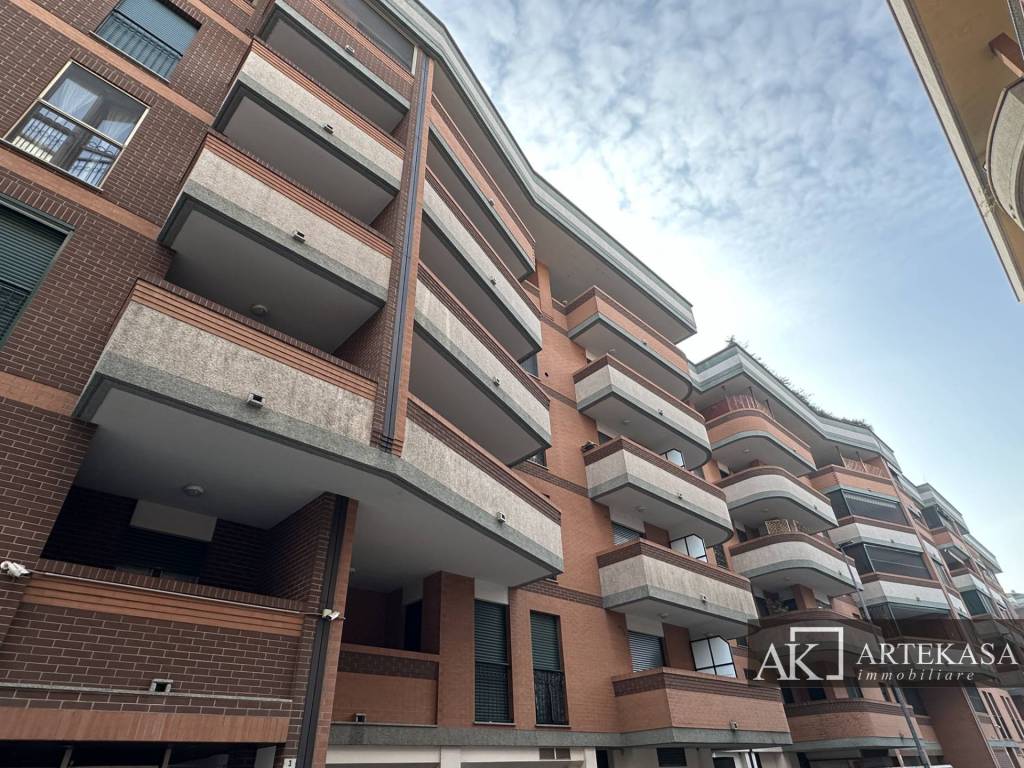Appartamento a Novara in Via San Bernardino da Siena, 3 - Foto 2