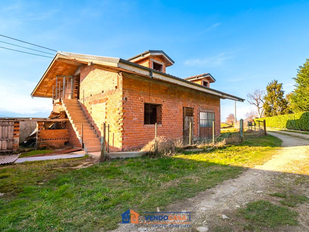 Villa a Barge in Via Cursaglie, 8 - Foto 2