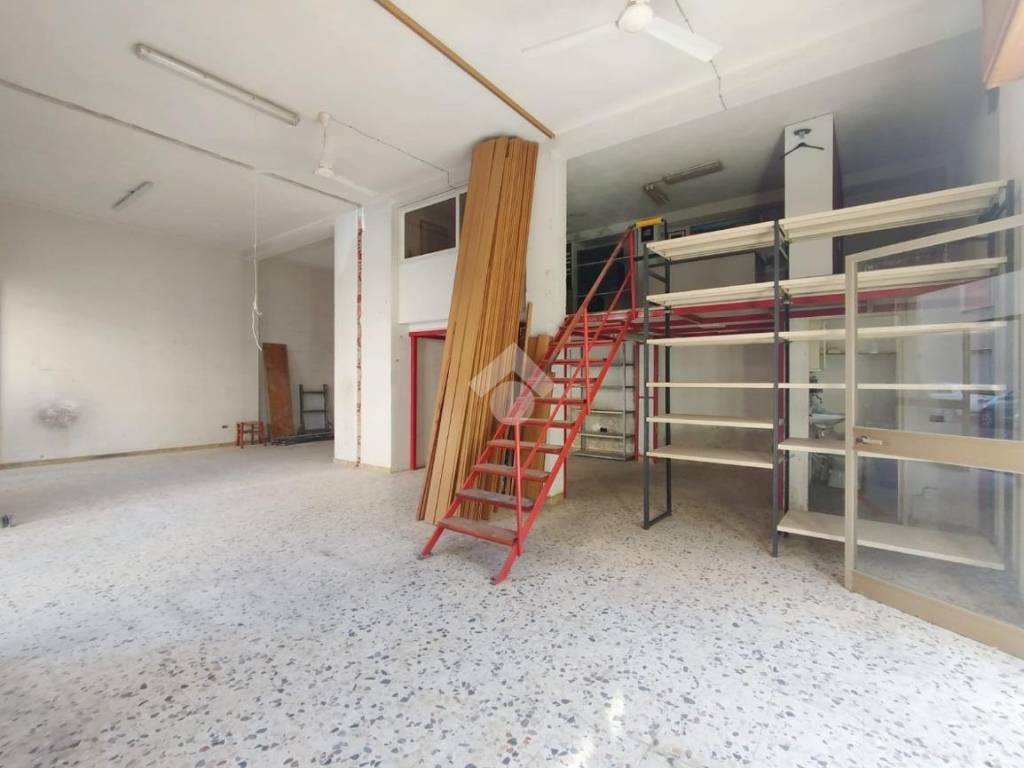 Box / garage a Quartu sant'elena in Via Respighi, 21 - Foto 2