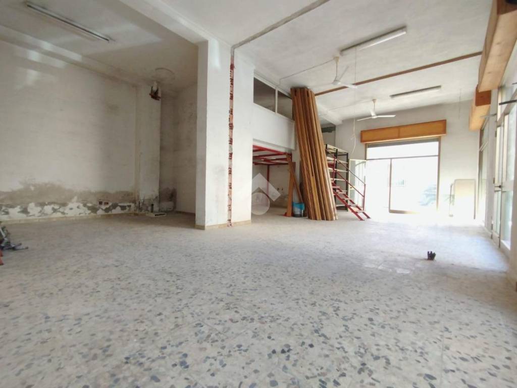 Box / garage a Quartu sant'elena in Via Respighi, 21 - Foto 3