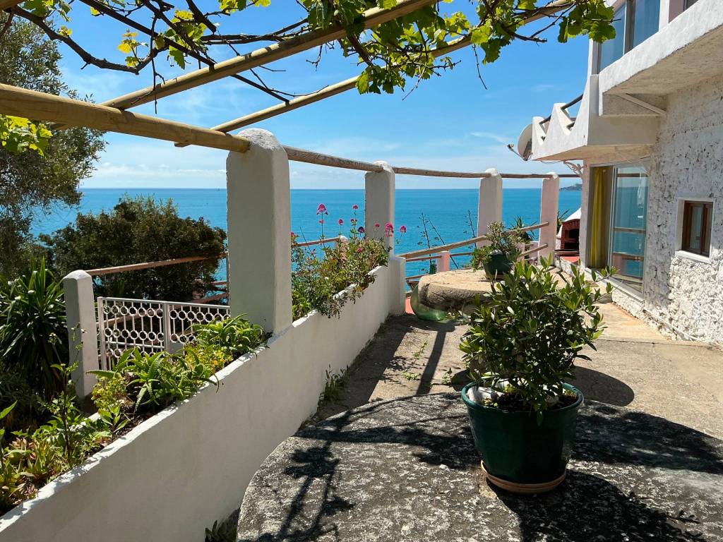Villa a Ventimiglia in Corso Mentone, 81 - Foto 4