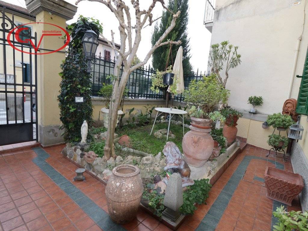 Casa indipendente a Montevarchi in Via Ammiraglio Burzagli - Foto 3