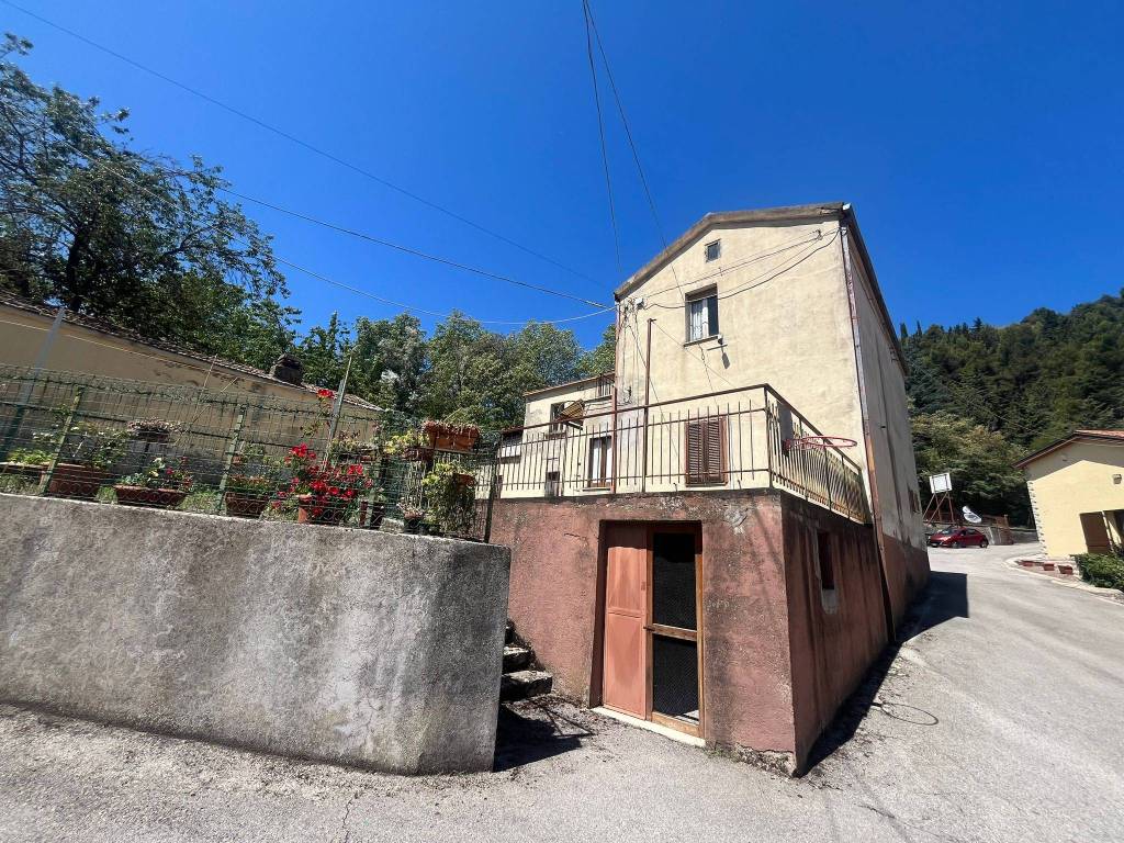 Casa indipendente a Potenza in Via Rifreddo - Foto 3