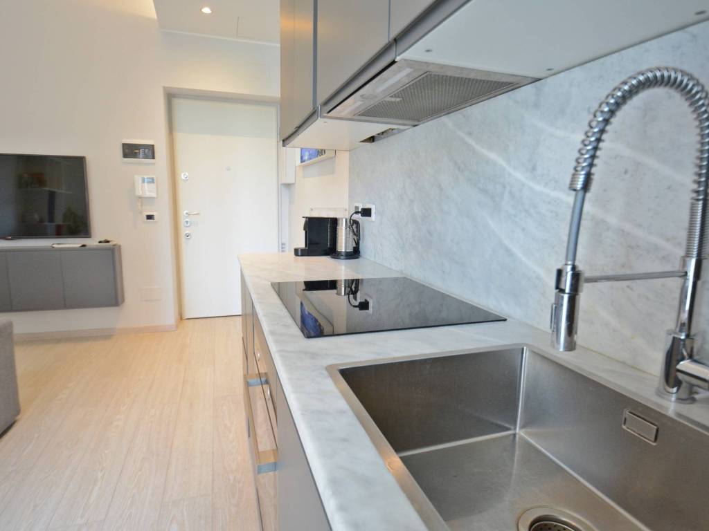 Appartamento a Milano in Via Cardinale Ascanio Sforza, 49 - Foto 4