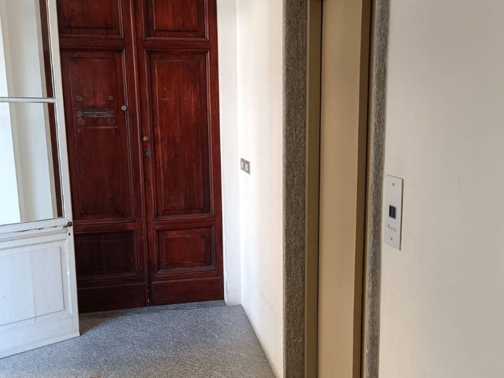 Immobile a Alba in Piazza Risorgimento - Foto 2