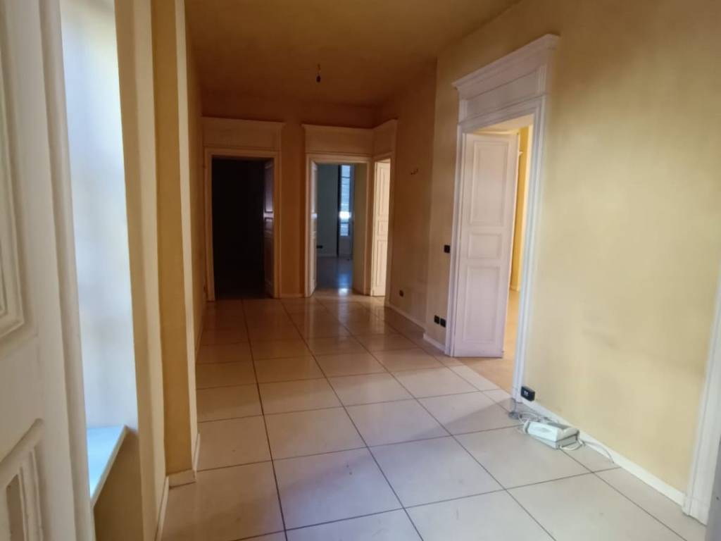 Immobile a Alba in Piazza Risorgimento - Foto 3