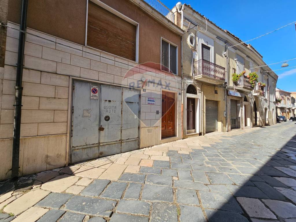 Casa indipendente a Lucera in Via Pietro Giannone - Foto 2