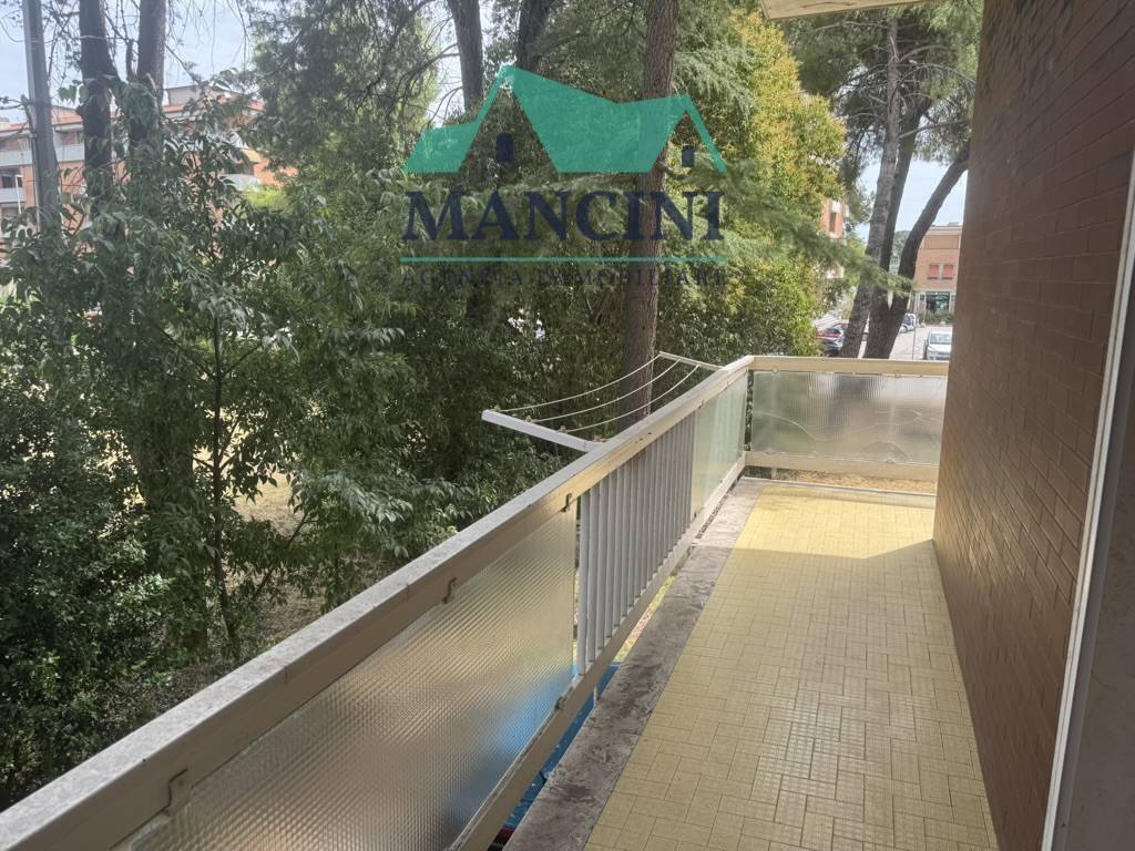 Appartamento a Jesi in VIALE VERDI - Foto 2