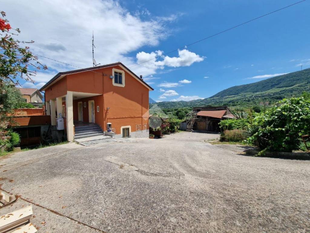 Villa a Sant'agata de' goti in C/da Bagnoli - Foto 2