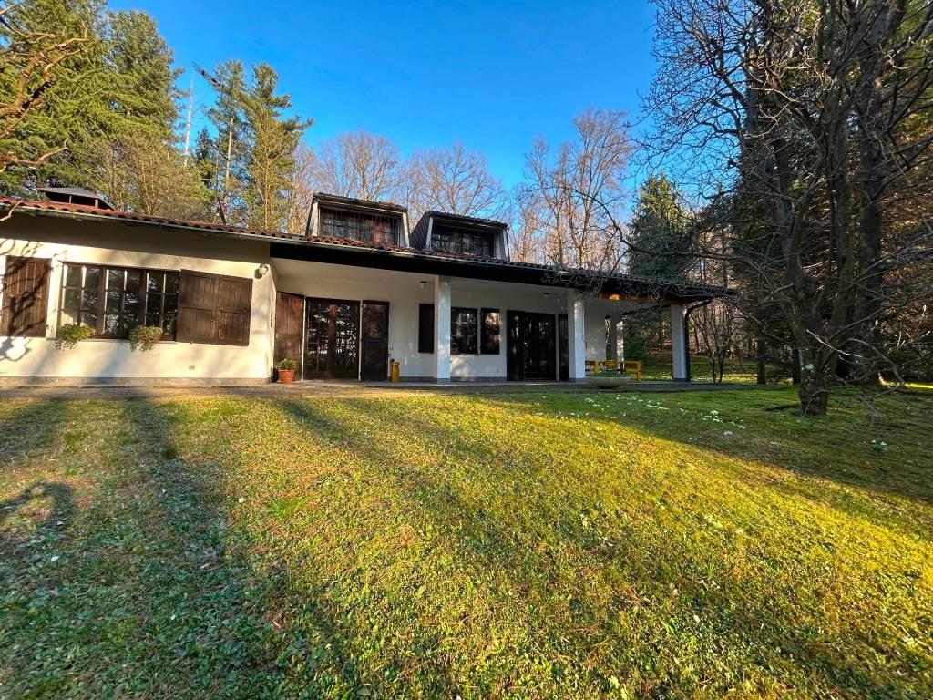 Villa a Vedano olona in Via Bragello, 42 - Foto 2