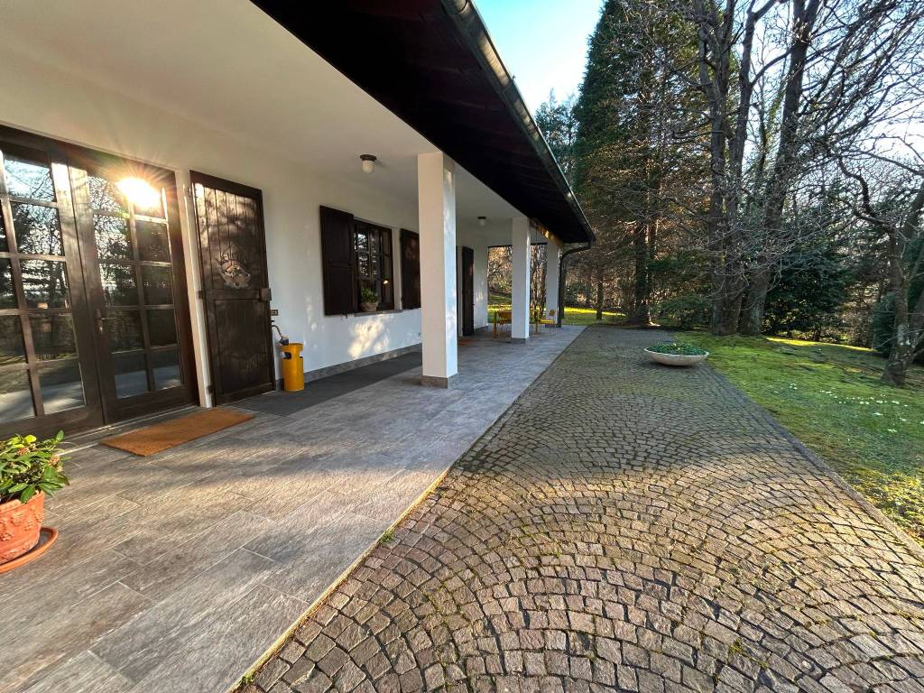 Villa a Vedano olona in Via Bragello, 42 - Foto 3