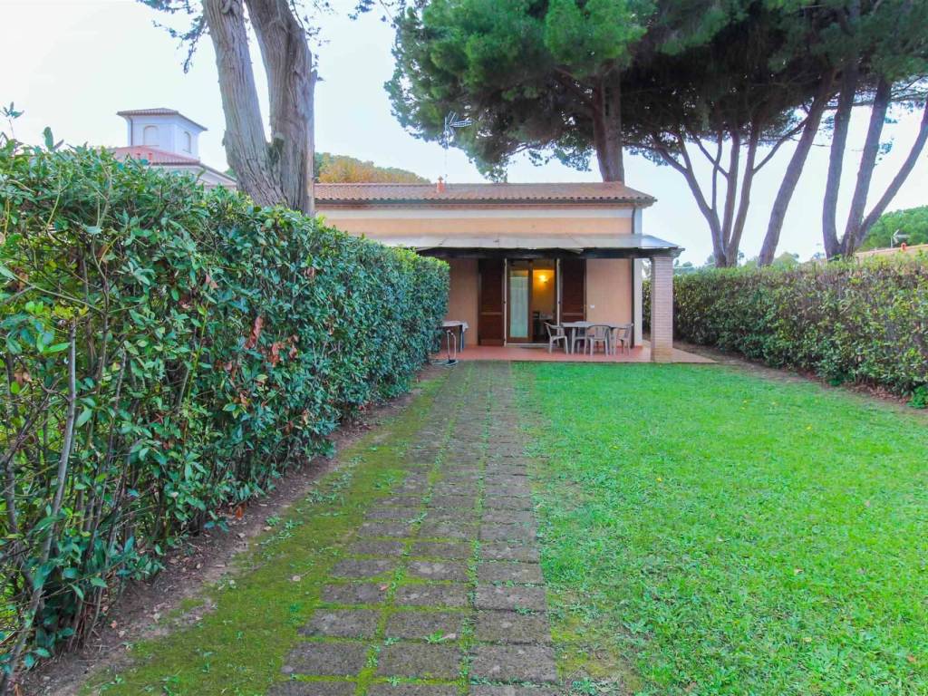 Appartamento a Rosignano marittimo in Stradone Belvedere - Foto 2