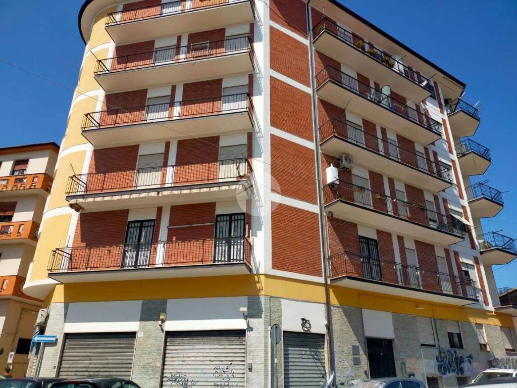 Box / garage a Cosenza in Via Pasquale Galluppi, 1 - Foto 5