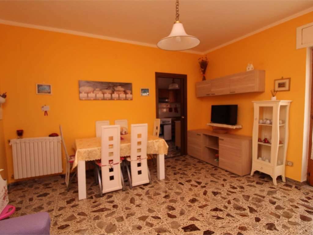 Appartamento a Brienza in VIA ACERONIA, SNC - Foto 2
